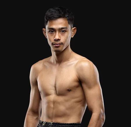 Jaroenporn TKD Muaythai
